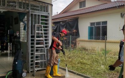 Flood: UniKL extends help to affected students and staff with house clean-up, financial aid